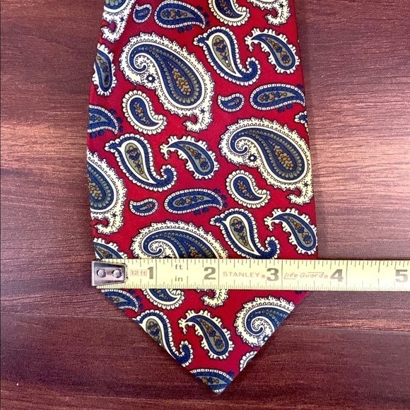 JOHN COMFORT London England All Silk Paisley Print on Red Necktie - Picture 8 of 9